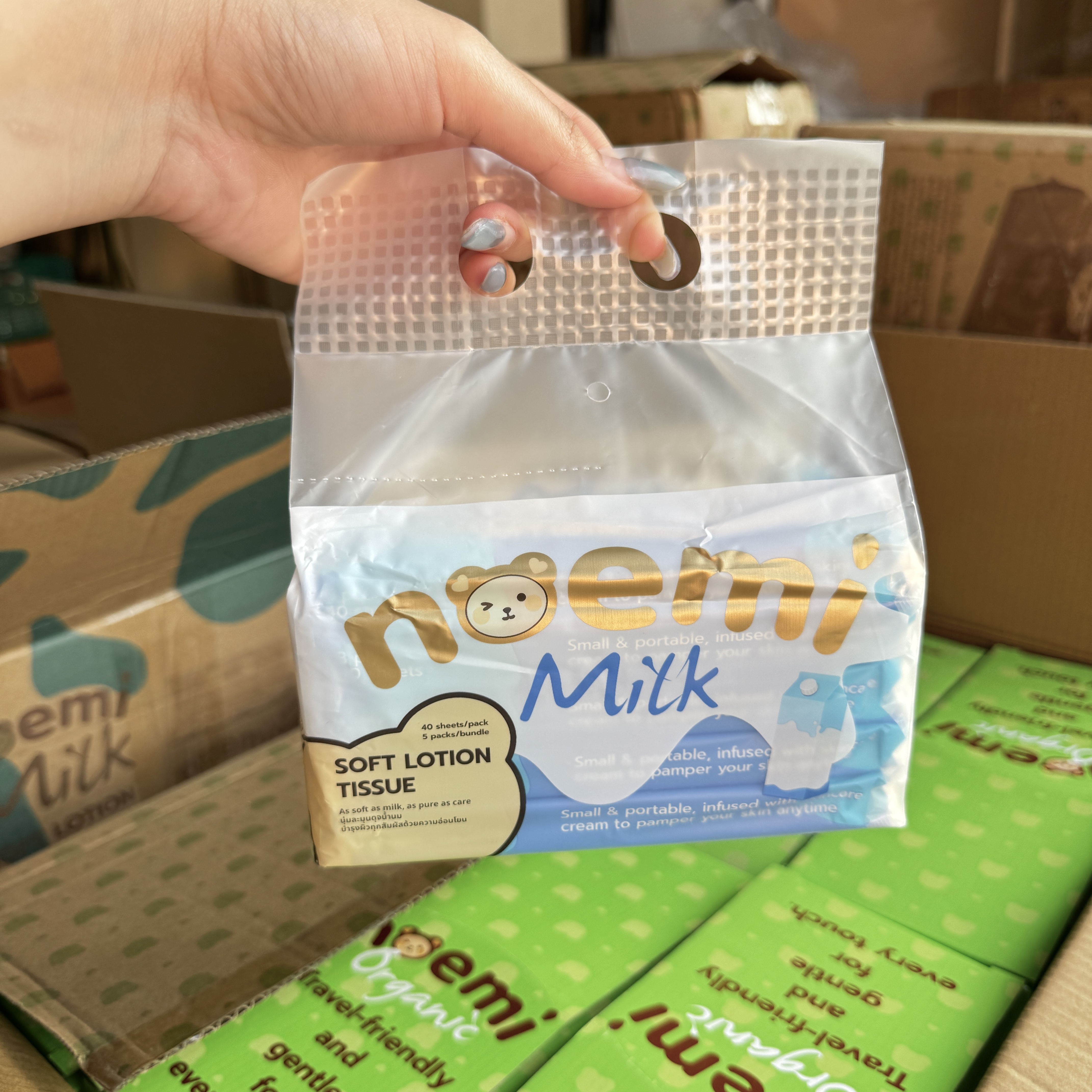Noemi ทิชชู่เช็ดหน้าแบบแห้ง ผสมโลชั่น ใช้แล้วทิ้ง สำหรับเด็กทารก