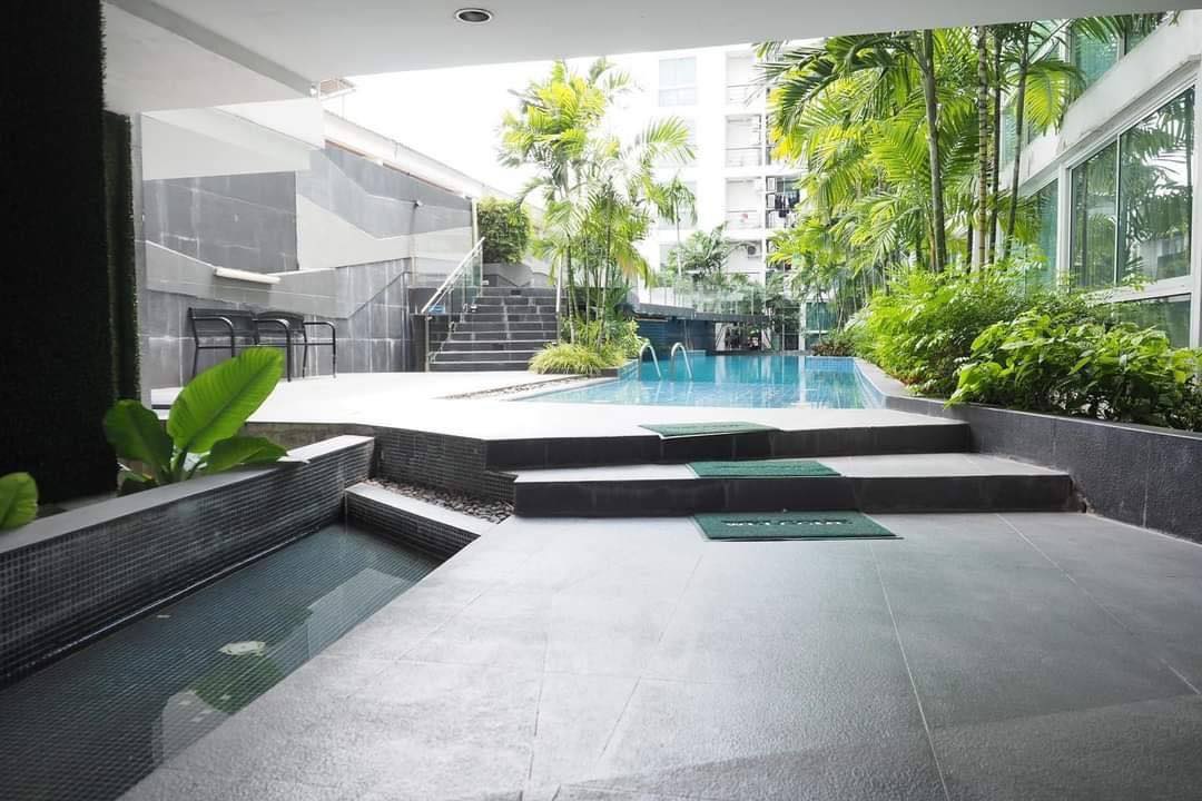 24.2.18 ขายคอนโด ชาโตว์ อินทาวน์ เมเจอร์รัชโยธิน ห้องสตู 1 ห้องน้ำ ขนาด 29 ตร.ม ชั้น 4 เฟอร์ครบ