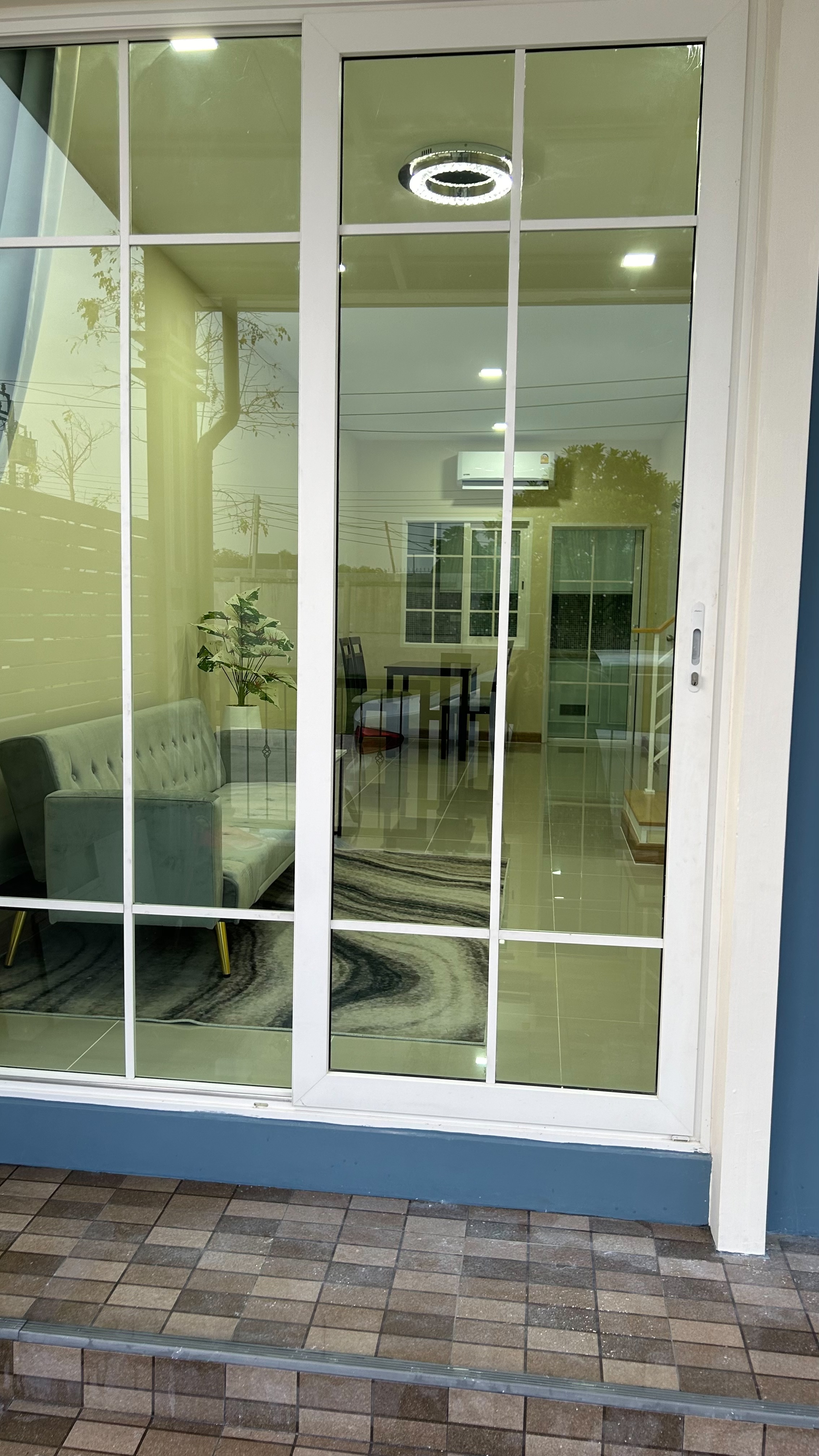 ให้เช่าทาวน์โฮม 2 ชั้น ย่านบางแค พื้นที่ 16 ตารางวา 4 ห้องนอน เช่า 23,000 บ/ด