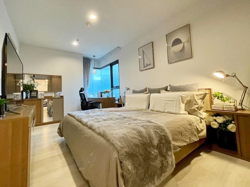 ให้เช่าคอนโด ไลฟ์ วัน ไวร์เลส พื้นที่ 63 ตร.ม. 2 ห้องนอน ให้เช่า 45,000 บ/ด