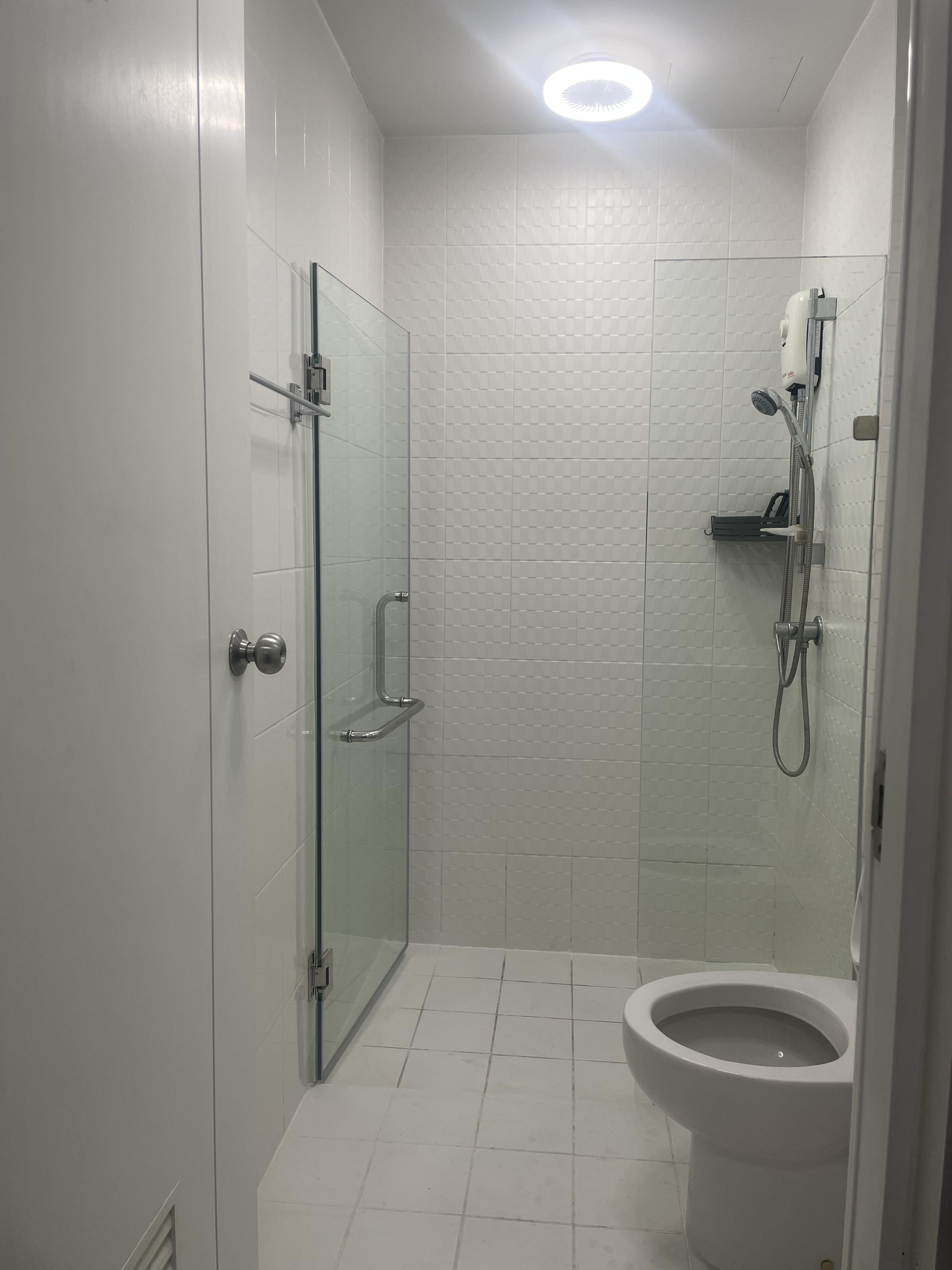 ให้เช่าคอนโด เดอะ ทรี อินเตอร์เชนจ์ พื้นที่ 30 ตร.ม. 1 ห้องนอน