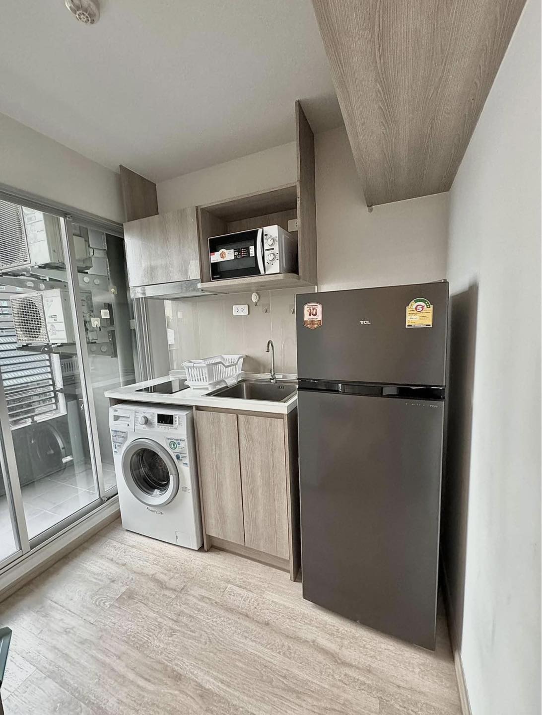 ให้เช่า เอลลิโอ เดล มอสส์ พหล 34 พื้นที่ 25 ตร.ม ห้องสตูดิโอ ราคา 12,500 บาท/เดือน