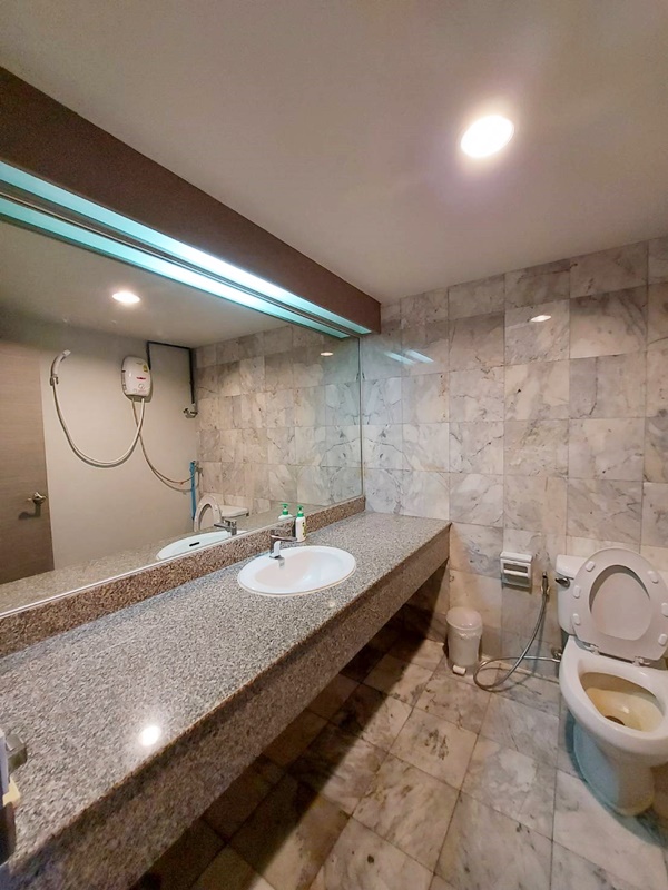 ให้เช่าคอนโด สเตท ทาวเวอร์ คอนโดมิเนียม พื้นที่ 68.23 ตรม. (ห้องเปล่า) เช่า 17,000 บ/ด