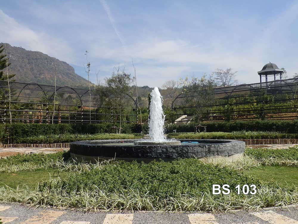 น้ำพุแต่งสวน ในโครงการ The BlueSky รีสอร์ท เขาค้อ