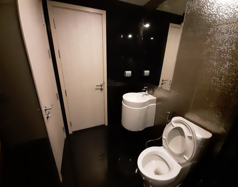 ขายคอนโด ริทึ่ม สุขุมวิท 36-38 พื้นที่ 55 ตร.ม. 2 ห้องนอน ขาย 12.1 ล้านบาท