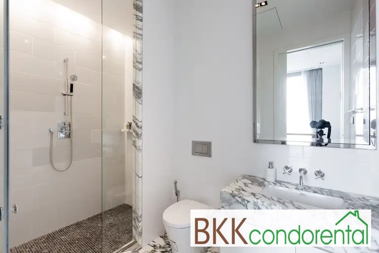 ขายคอนโด เดอะ ริซท์-คาร์ลตัน เรสซิเดนเซส 124 ตร.ม. 2 ห้องนอน ขาย 48.9 ล.