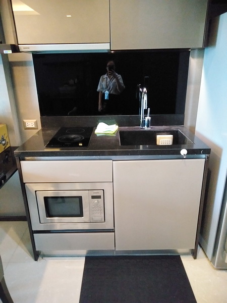 ขายคอนโด ดิ แอดเดรส สุขุมวิท 61 พื้นที่ 47 ตร.ม. 1 ห้องนอน ขาย 5.9 ล้านบาท