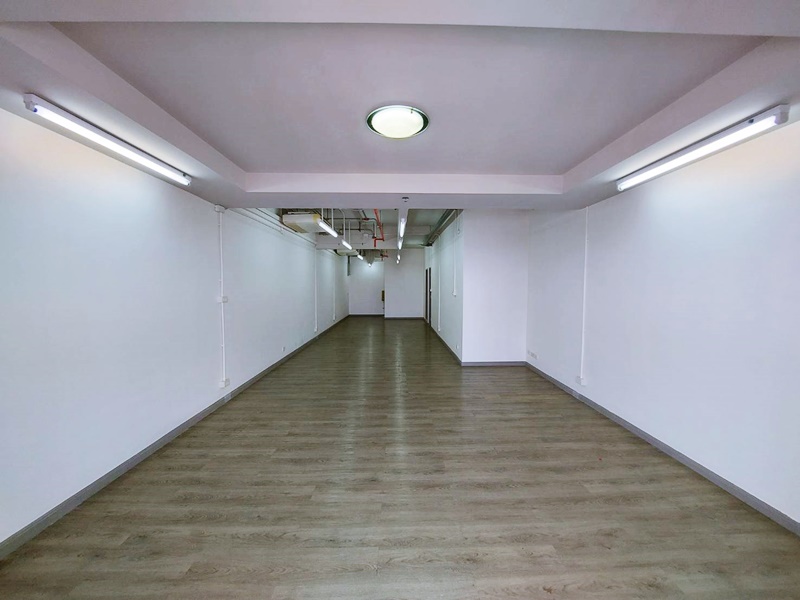 ให้เช่าคอนโด สเตท ทาวเวอร์ คอนโดมิเนียม พื้นที่ 68.23 ตรม. (ห้องเปล่า) เช่า 17,000 บ/ด