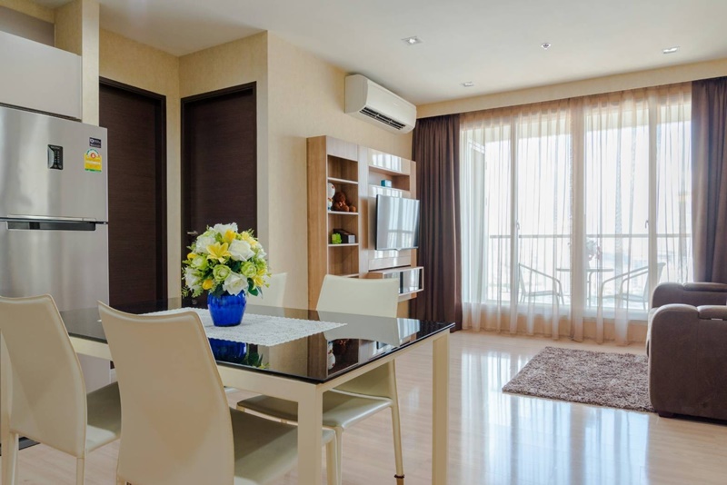 ขายคอนโด ริทึ่ม สาทร พื้นที่ 66.5 ตร.ม. 2 ห้องนอน ขาย 12 ล้านบาท