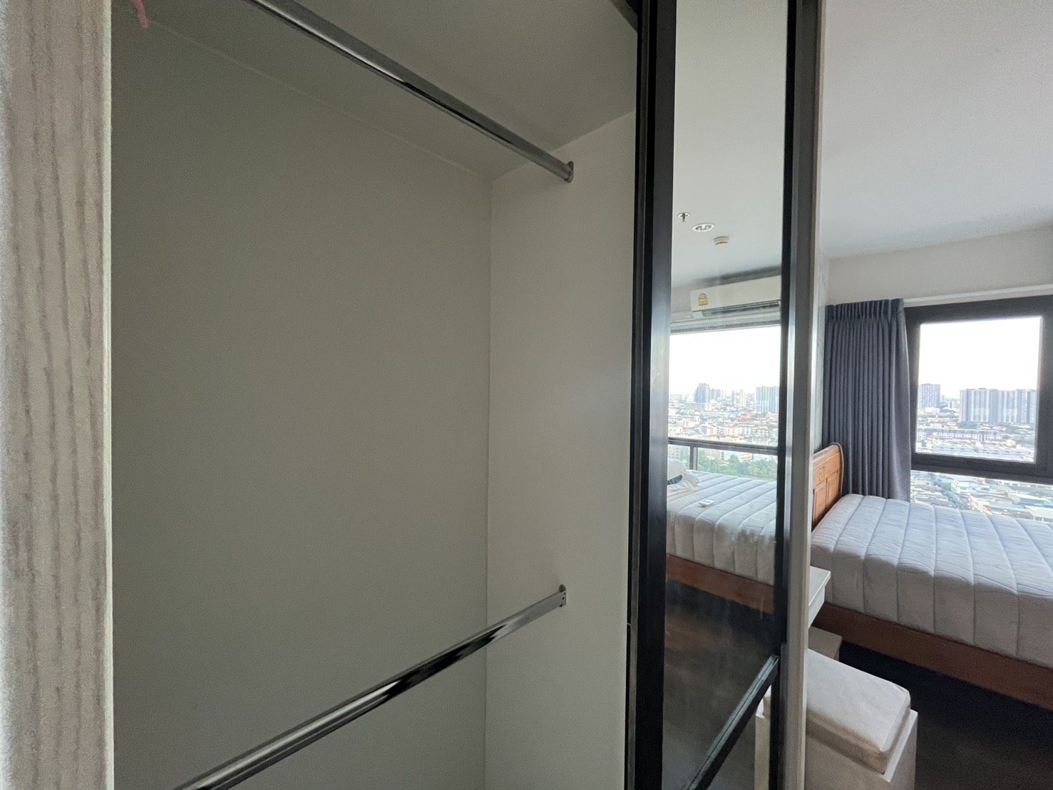 ให้เช่าคอนโด เดอะ สเตจ เตาปูน อินเตอร์เชนจ์ พื้นที่ 35 ตร.ม. 1 ห้องนอน เช่า 12,200 บ/ด