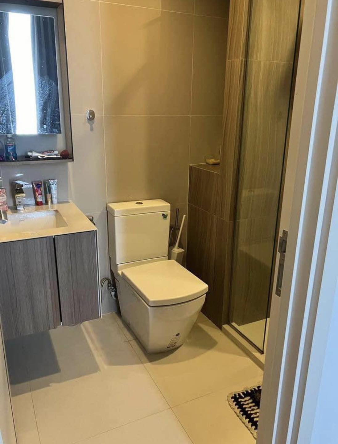 ให้เช่าคอนโด เดอะ ไลน์ พหล ประดิพัทธ์ พื้นที่ 27 ตร.ม 1 ห้องนอน ราคา 15,000 บาท/เดือน