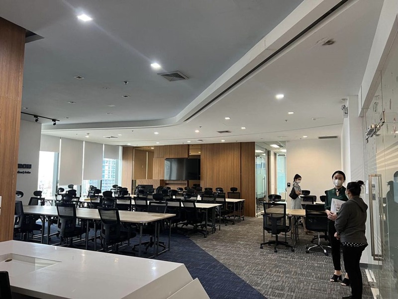 ให้เช่า สำนักงาน ย่านห้วยขวาง พื้นที่ 342 ตรม. เช่า 340,000 บ/ด