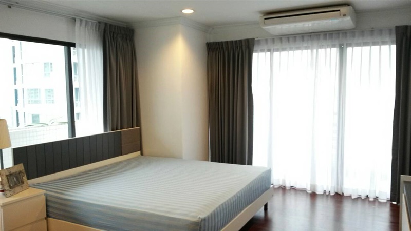 ขายคอนโด ริชมอนด์ พาเลส พื้นที่ 165 ตร.ม. 3 ห้องนอน ขาย 18 ล้านบาท