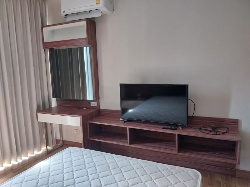 ขายคอนโด เลอ ลักซ์ คอนโดมิเนียม พื้นที่ 78 ตร.ม. 2 ห้องนอน ขาย 8.5 ล้านบาท