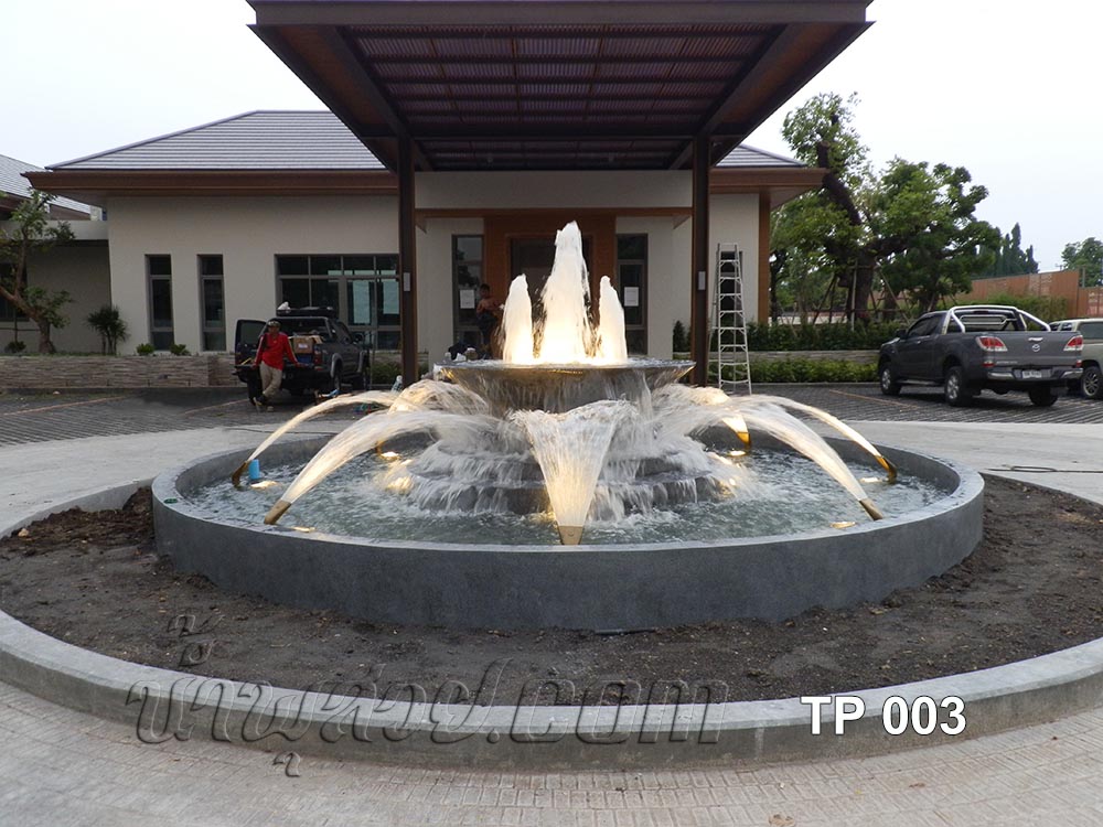 บ่อน้ำพุวงเวียน วงกลม 5.57ม. ชุดน้ำพุ 12 หัว ที่เจ้าสัว โคราช