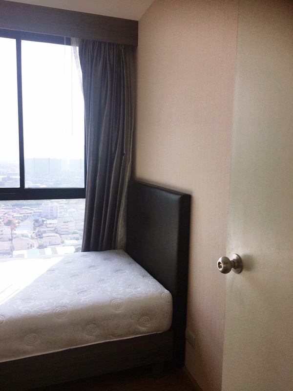 ให้เช่าคอนโด เดอะ ทรี อินเตอร์เชนจ์ พื้นที่ 60 ตร.ม. 2 ห้องนอน เช่า 22,000 บ/ด