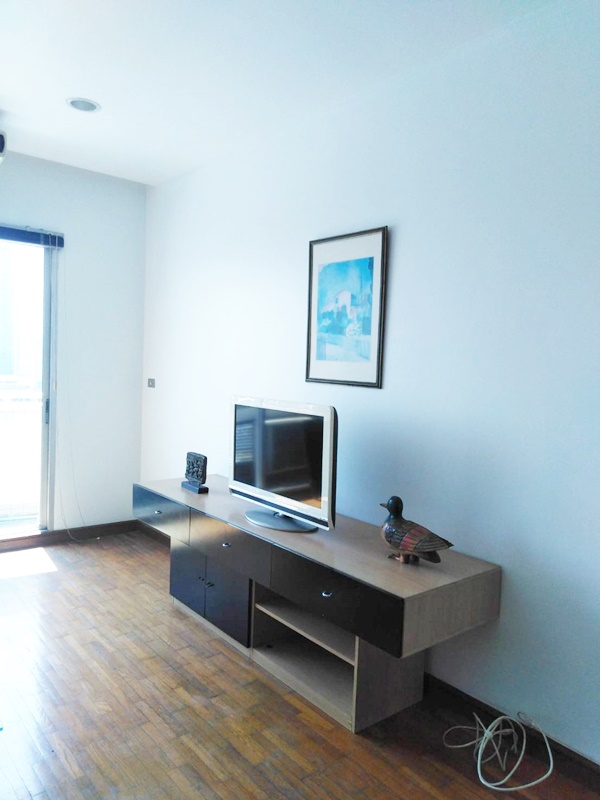 ให้เช่าคอนโด เมืองไทยภัทร คอมเพล็กซ์ พื้นที่ 72 ตร.ม. 1 ห้องนอน เช่า 15,000 บ/ด