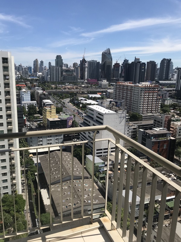 ให้เช่าคอนโด ลุมพินี เพลส พระราม 9 พื้นที่ 75 ตร.ม. 2 ห้องนอน เช่า 28,000 บ/ด