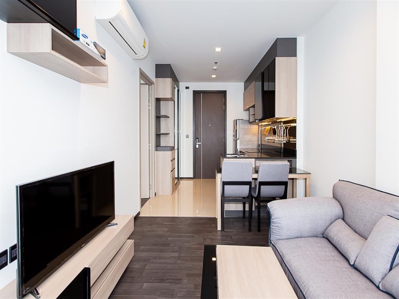 ให้เช่าคอนโด เดอะ ไลน์ อโศก-รัชดา พื้นที่ 34.75 ตร.ม. 1 ห้องนอน เช่า 20,000 บ/ด