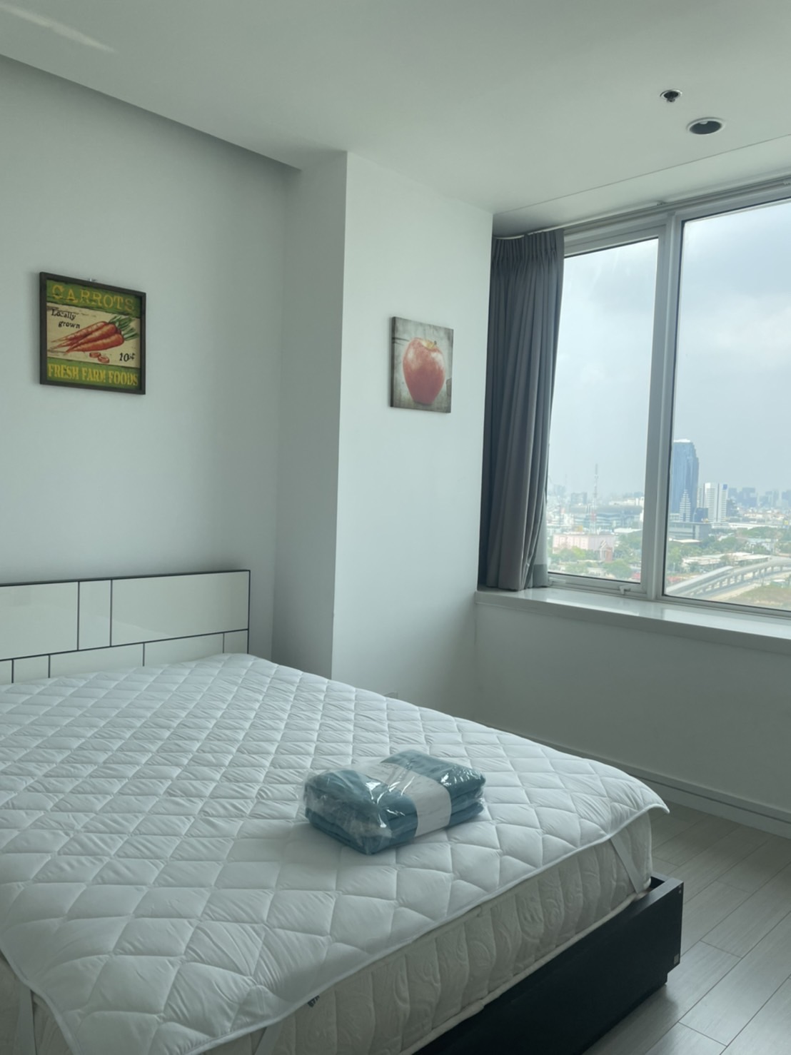 ให้เช่าคอนโด ทีซี กรีน พระราม 9 พื้นที่ 40 ตร.ม. 1 ห้องนอน เช่า 15,000 บ/ด สัญญา 2 ปี 14500 บ/ด