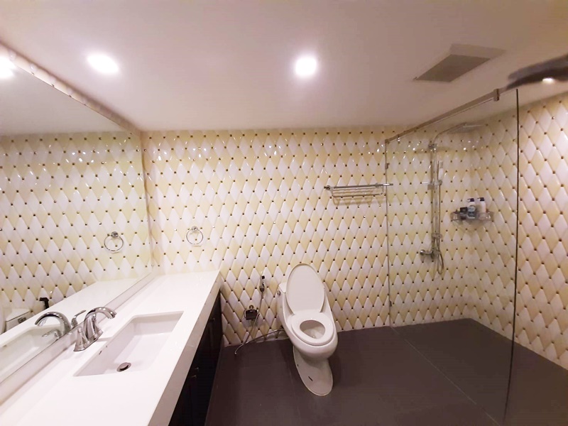 ขายคอนโด อาร์ซีเค ทาวเวอร์ 136 ตรม. 2 ห้องนอน ขาย 14.2 ล้านบาท