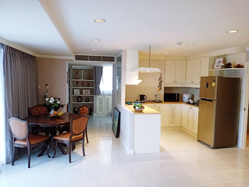 ขายคอนโด ศุภาลัย เพลส สุขุมวิท 39 พื้นที่ 136 ตรม. 2 ห้องนอน ขาย 11.1 ล้านบาท