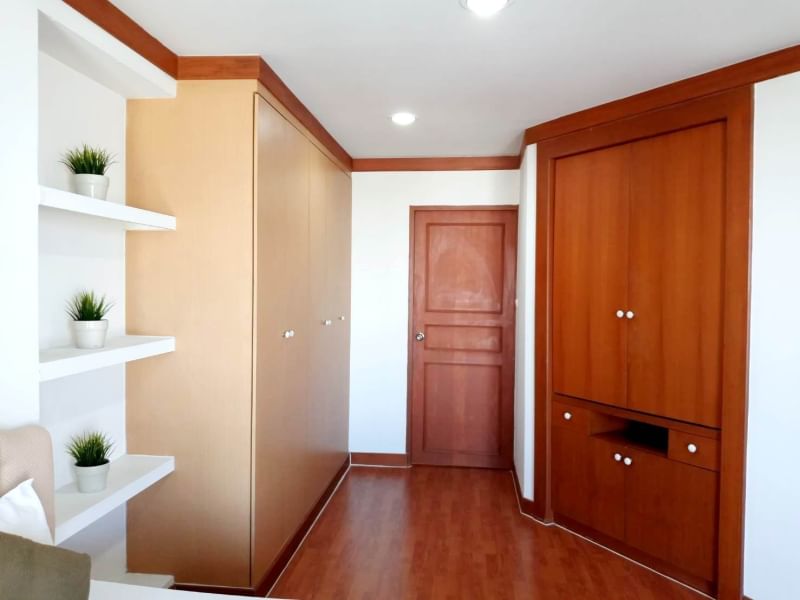 ให้เช่าคอนโด เดอะ วอเตอร์ฟอร์ด ไดมอนด์ 52 ตรม. 1 ห้องนอน เช่า 25,000 บ/ด