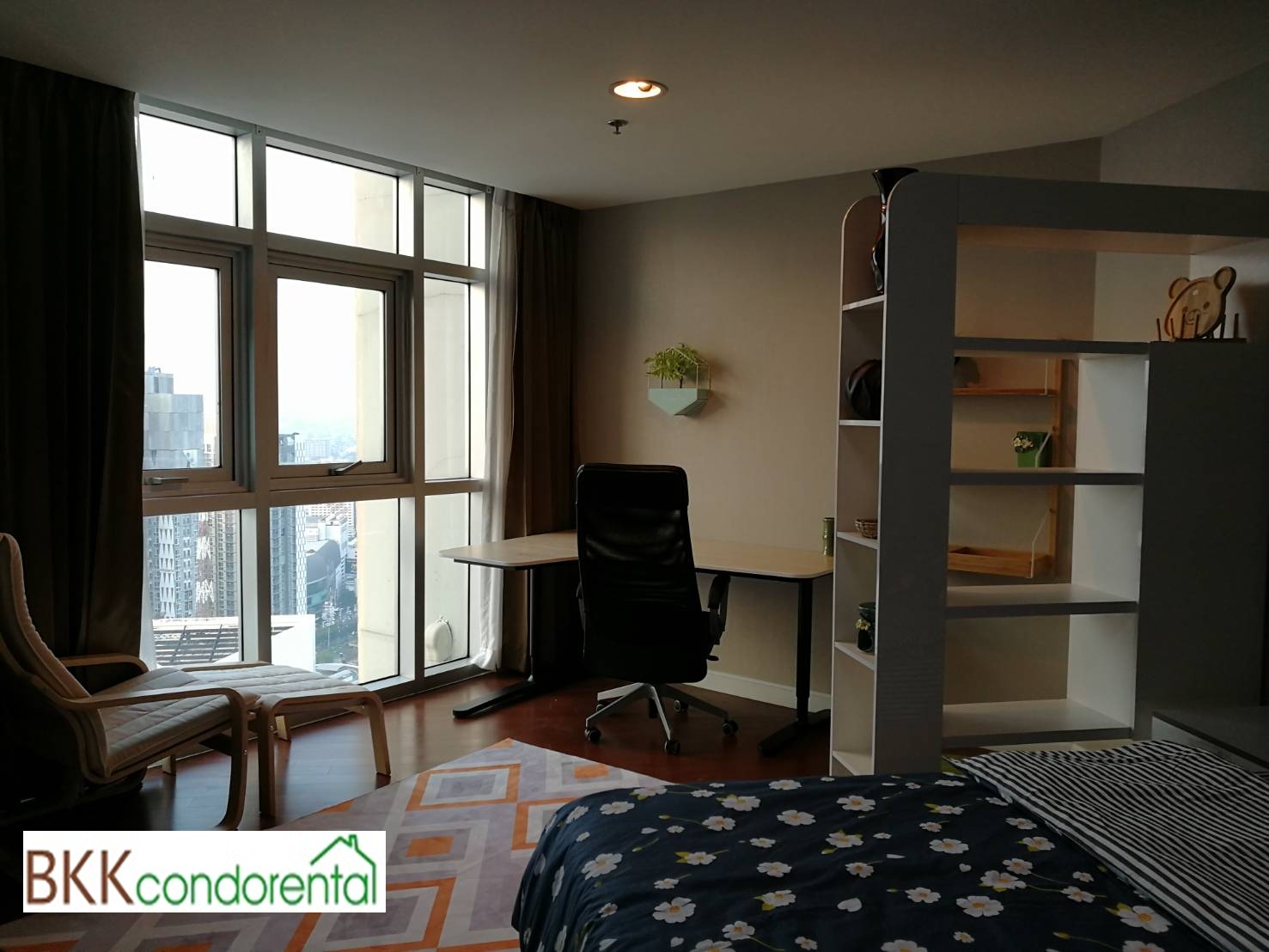 ให้เช่าคอนโด เบลล์ แกรนด์ พระราม 9 พื้นที่ 108 ตร.ม. 3 ห้องนอน เช่า 90,000 บ/ด