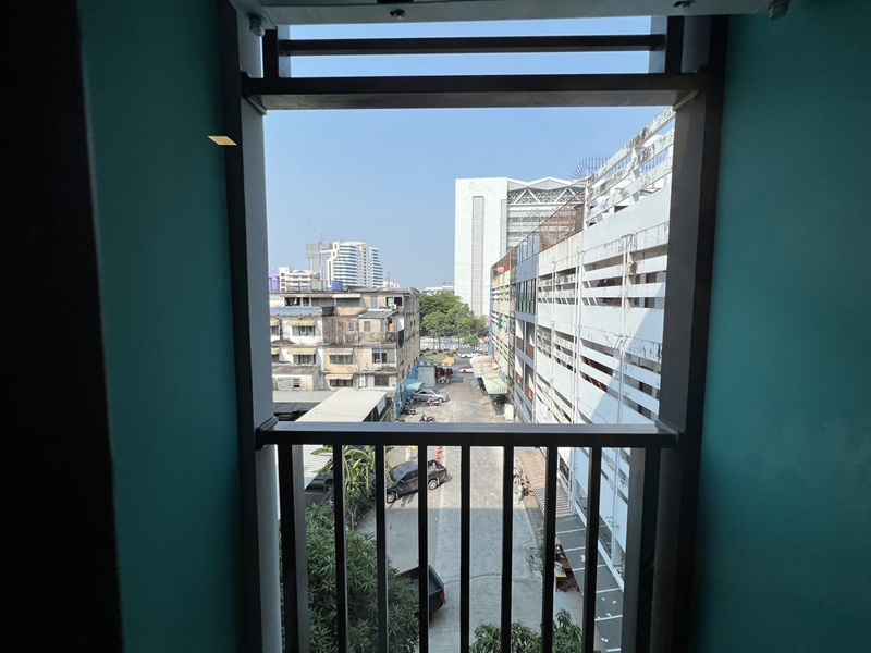 ให้เช่าคอนโด เดอะ มูฟ ราม 22 พื้นที่ 24 ตร.ม. 1 ห้องนอน เช่า 9,500 บ/ด