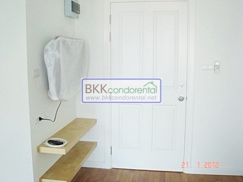 ให้เช่าคอนโด ลุมพินี เพลส รัชโยธิน ตึก A ชั้น 18 พื้นที่ 28 ตรม.1 ห้องนอน