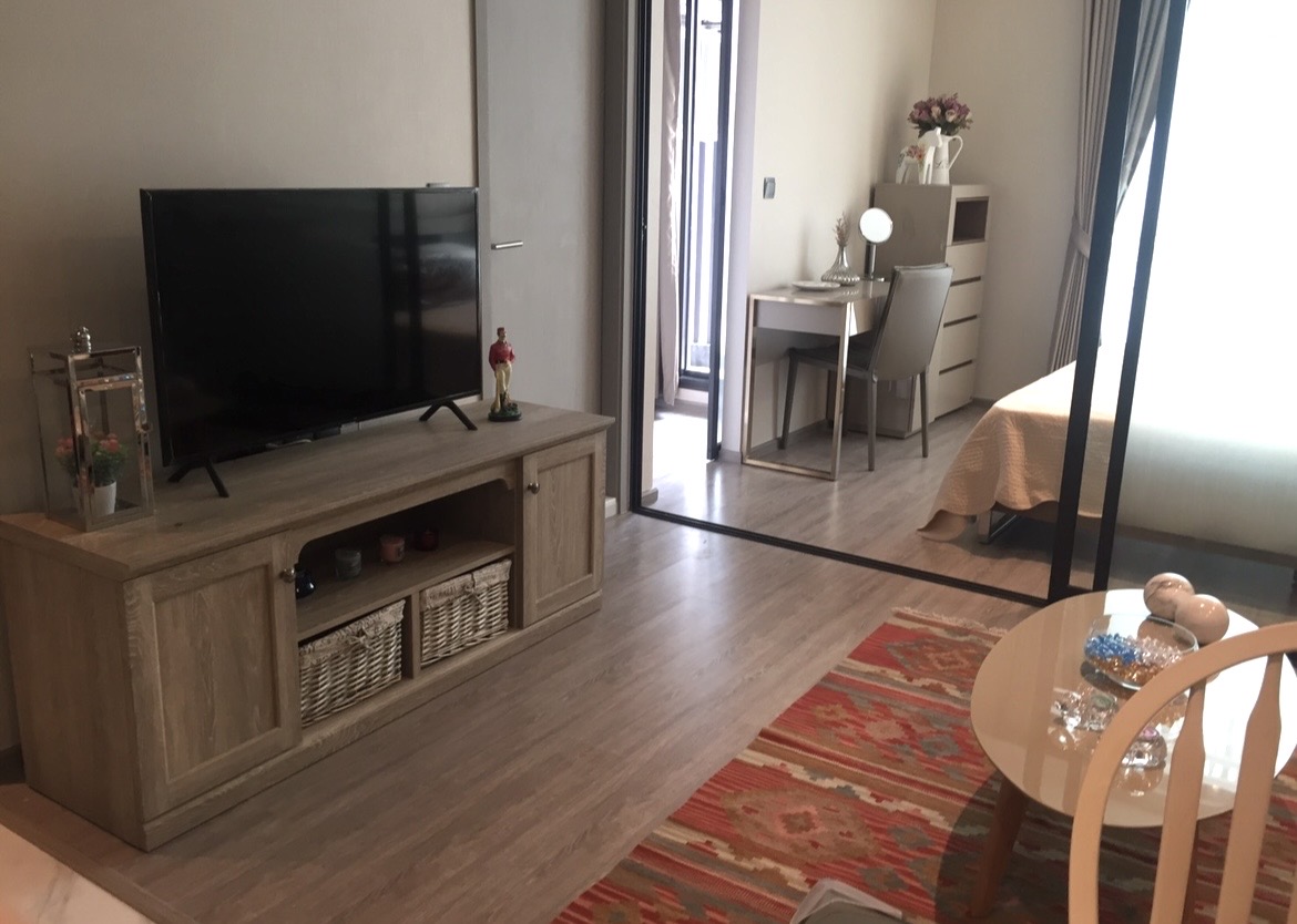 ให้เช่าคอนโด ริทึ่ม เอกมัย พื้นที่ 35 ตร.ม. 1 ห้องนอน เช่า 35,000 บ/ด