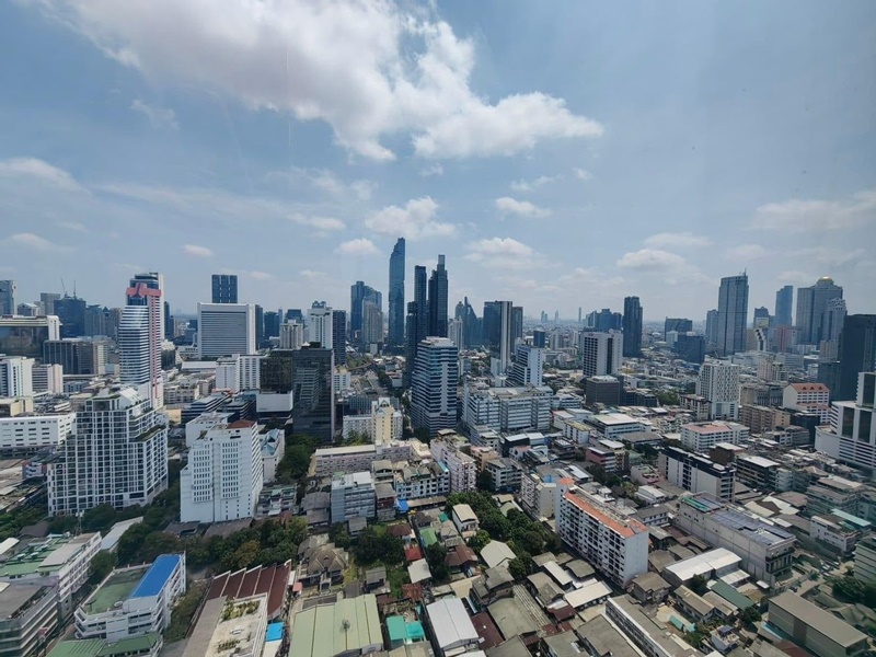 ให้เช่าคอนโด ไอดีโอ จุฬา – สามย่าน พื้นที่ 34 ตร.ม. 1 ห้องนอน เช่า 28,000 บ/ด