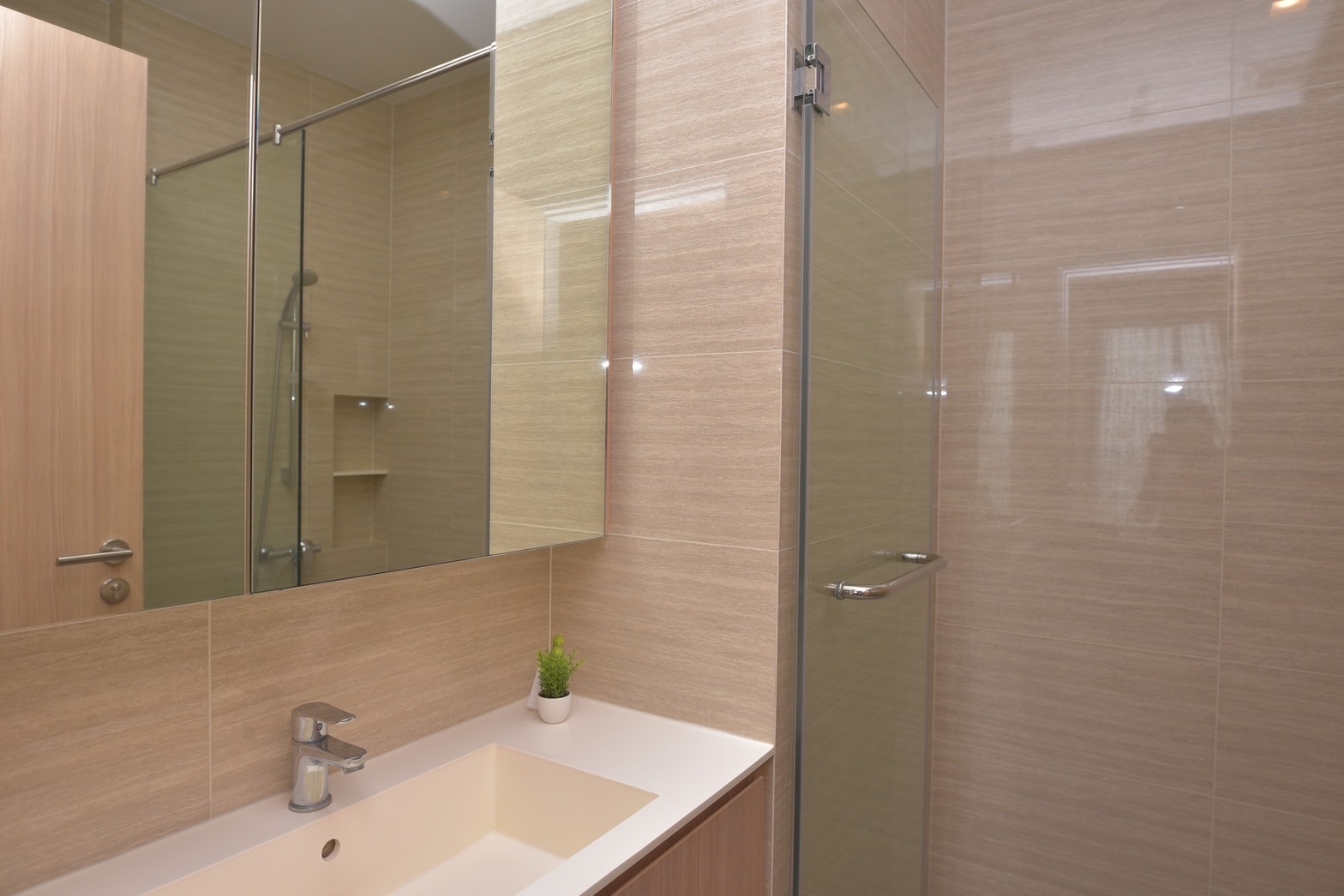 ให้เช่าคอนโด เอ็ม จตุจักร พื้นที่ 33 ตร.ม. 1 ห้องนอน เช่า 19,000 บ/ด