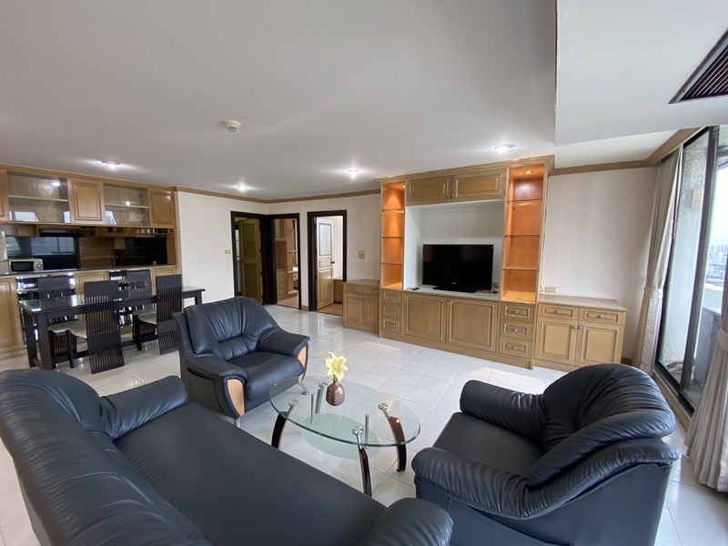 ขาย/ให้เช่า ศุภาลัย เพลส สุขุมวิท 39 พื้นที่ 123 ตรม. 2 ห้องนอน เช่า 35,000 บ/ด ขาย 8 ล.