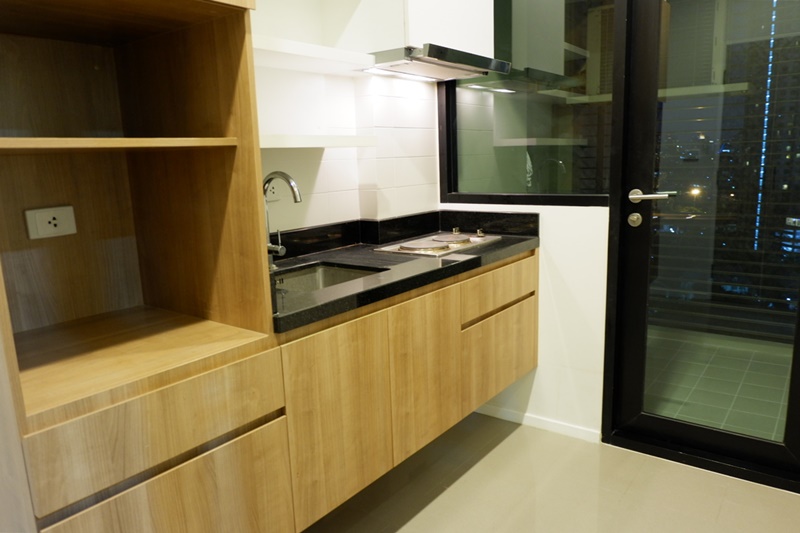 ให้เช่าคอนโด บลอคส์ 77 พื้นที่ 40 ตร.ม. 1 ห้องนอน ให้เช่า 18,000 บ/ด