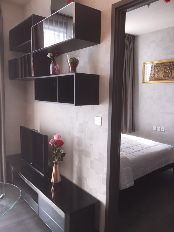 KDM15.1 ให้เช่าคอนโด เอดจ์ สุขุมวิท 23 พื้นที่ 31 ตร.ม. 1 ห้องนอน ค่าเช่า 21,000 บาท