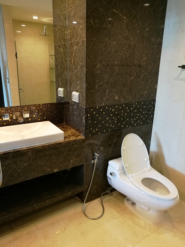 ขาย/ให้เช่า ดิ แอดเดรส สุขุมวิท 61 พื้นที่ 57 ตร.ม. 1 ห้องนอน เช่า 36,000 บ/ด ขาย 8.8 ล.