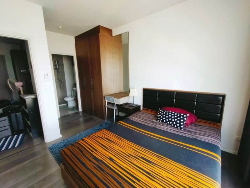 ให้เช่าคอนโด เดอะ สเตจ เตาปูน อินเตอร์เชนจ์ พื้นที่ 33 ตร.ม. 1 ห้องนอน เช่า 10,000 บ/ด