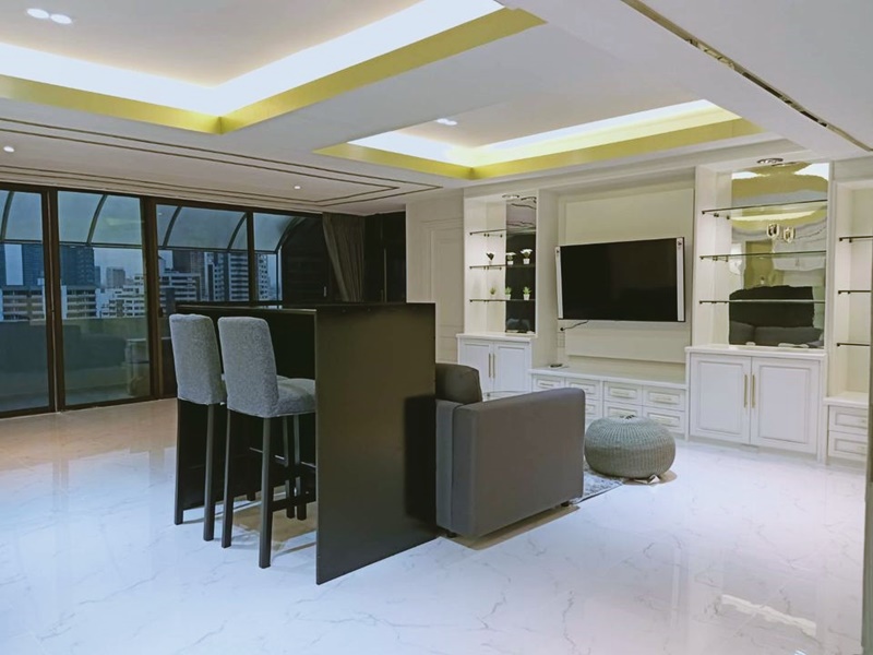 ให้เช่าคอนโด เดอะ วอเตอร์ฟอร์ด คอนโดมิเนียม 193.35 ตรม. 2 ห้องนอน เช่า 55,000 บ/ด