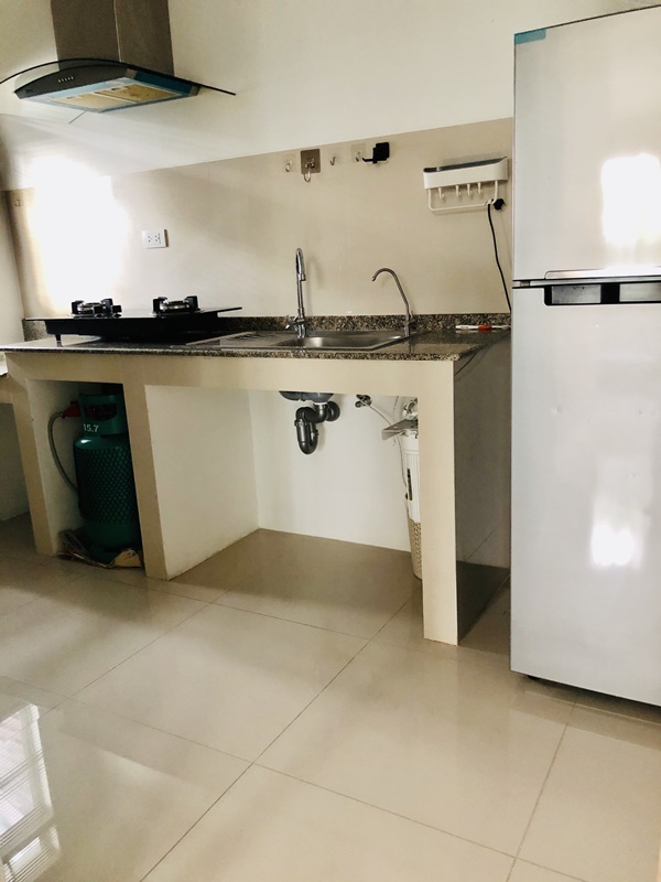 ขาย/ให้เช่า บ้านแฝด 2 ชั้น ย่านพระราม 9 38 ตรว. 3 ห้องนอน เช่า 18,000 บ/ด ขาย 6 ล.