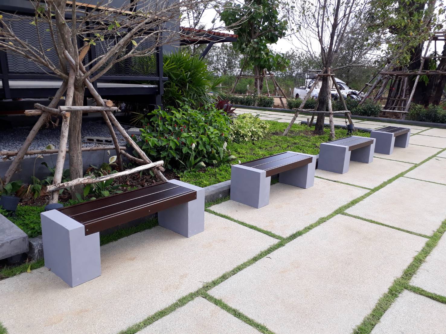 ม้านั่งสนาม บล็อคระแนงเรียบ ไม้ไฟเบอร์ซีเมนต์ สีไม้โอ๊ค BLK0201-120-O