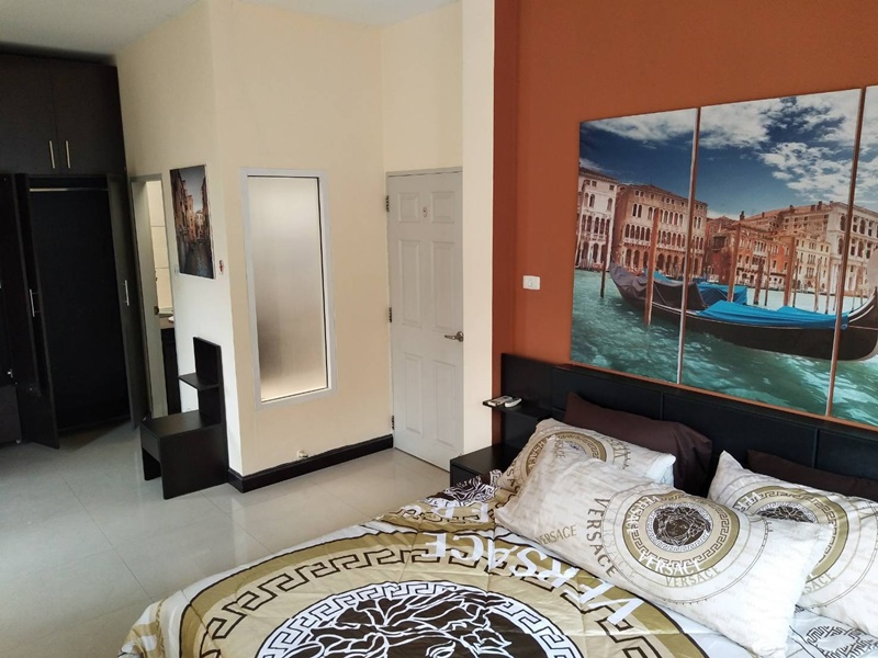 ให้เช่าบ้านเดี่ยว 2 ชั้น ย่านลาดปลาเค้า 43 พื้นที่ 45 ตรว. 3 ห้องนอน เช่า 35,000 บ/ด