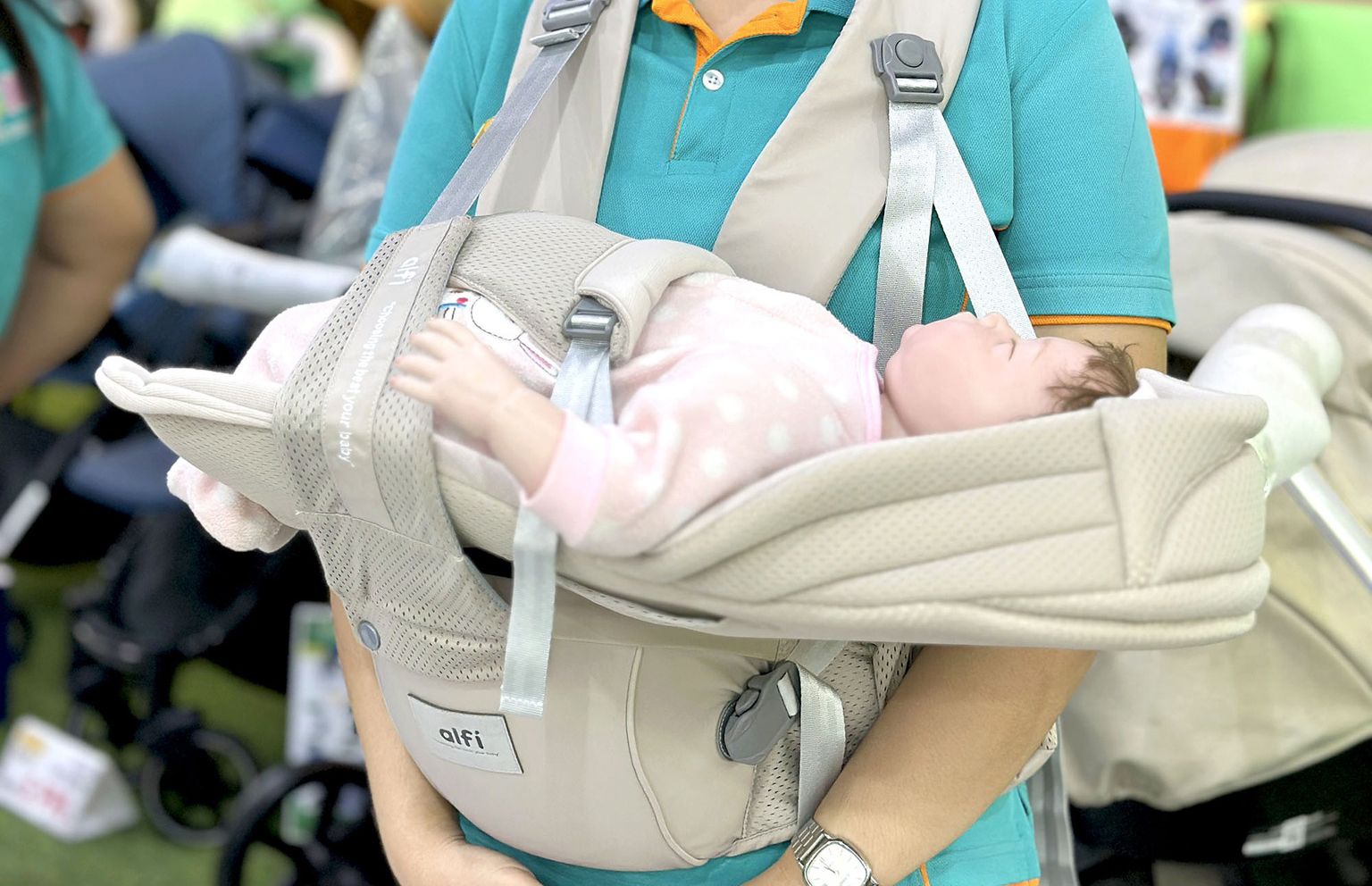 Alfi เป้อุ้มเด็ก มัลติฟังก์ชัน Lulu-4 (แรกเกิด-3ปี) รุ่นใหม่! Lulu-4 PRO+ เตียงนอนถอดสลับนั่งได้ เจ้าเดียวในไทย ผ้าน้ำลายออแกนิค 100%