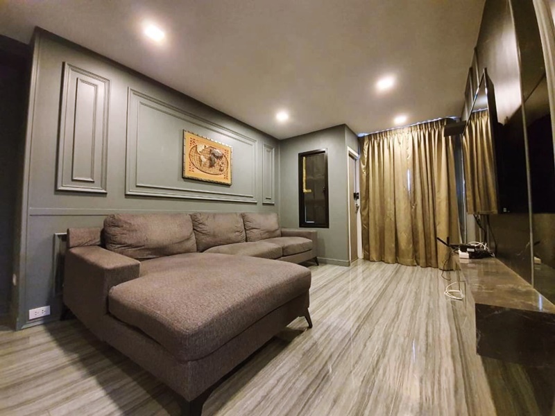 ขายคอนโด สยาม คอนโดมิเนียม พื้นที่ 71.80 ตร.ม. 2 ห้องนอน ขาย 5.7 ล้านบาท