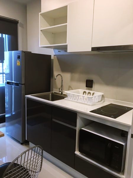 ให้เช่าคอนโด เดอะทรี สุขุมวิท 71-เอกมัย พื้นที่ 30.60 ตรม. 1 ห้องนอน เช่า 14,000 บาท/เดือน