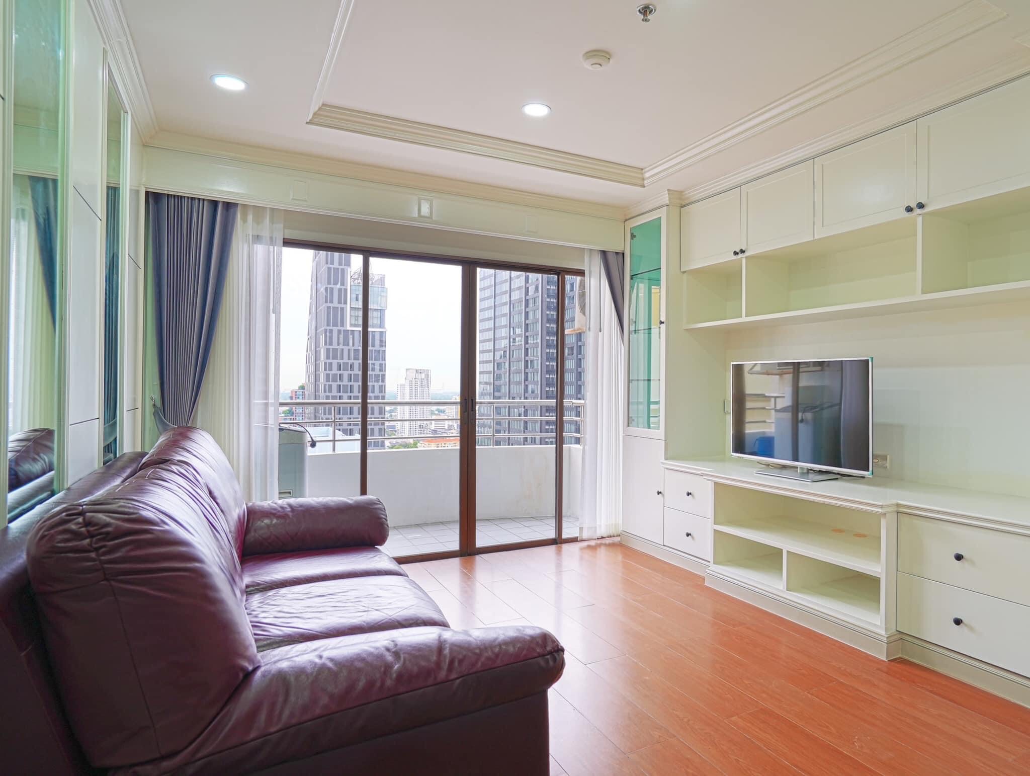 ให้เช่า Topview Tower ท๊อปวิว ทาวเวอร์ 2 ห้องนอน 76 ตร.ม. ราคาเช่า 35,000 บาท