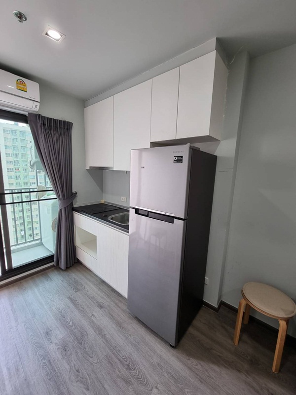 ให้เช่าคอนโด ริชพาร์ค @ ทริปเปิ้ล สเตชั่น พื้นที่ 28 ตร.ม. 1 ห้องนอน เช่า 10,500 บ/ด