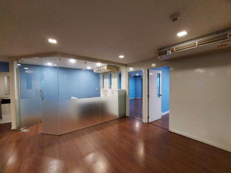 ให้เช่าคอนโด สเตท ทาวเวอร์ พื้นที่ 136.46 ตรม. 5 ห้องนอน เช่า 40,000 บ/ด