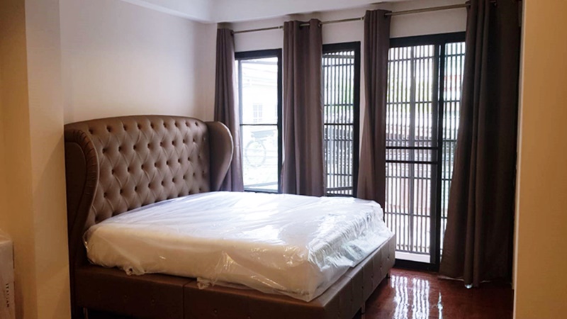 ให้เช่าทาวน์เฮ้าส์ 3ชั้น ย่านบางซื่อ พื้นที่ 20 ตรว. 3 ห้องนอน เช่า 30,000 บ/ด