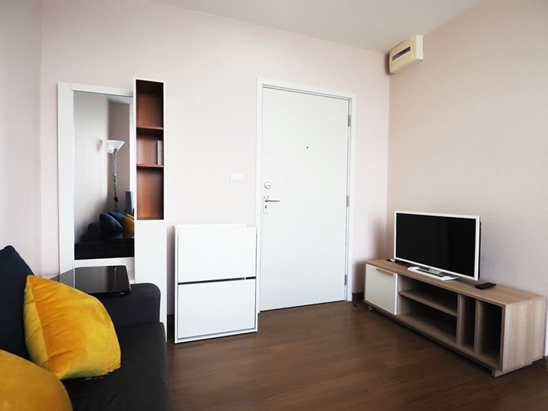 ขายคอนโด เดอะ ทรี อินเตอร์เชนจ์ พื้นที่ 23 ตร.ม. สตูดิโอ ขาย 2.06 ล้านบาท